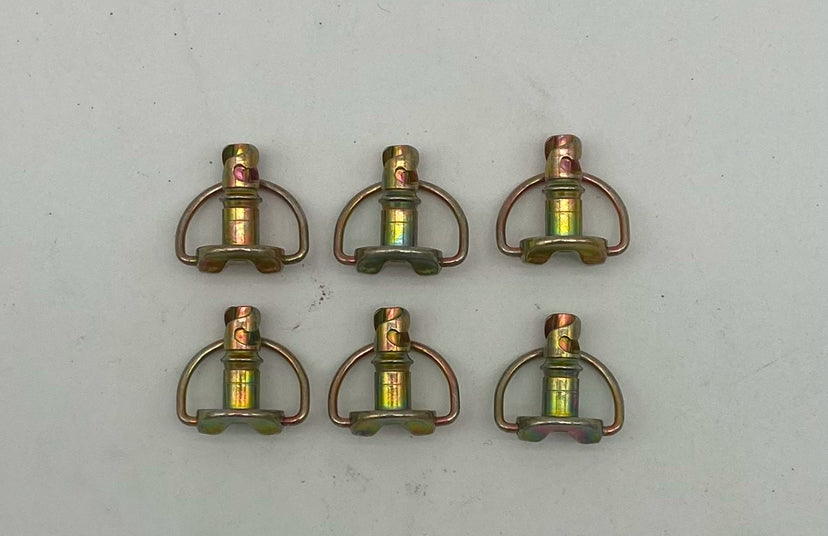 DZUS OEM 748-998. replaces 85044801A. Sold ea.