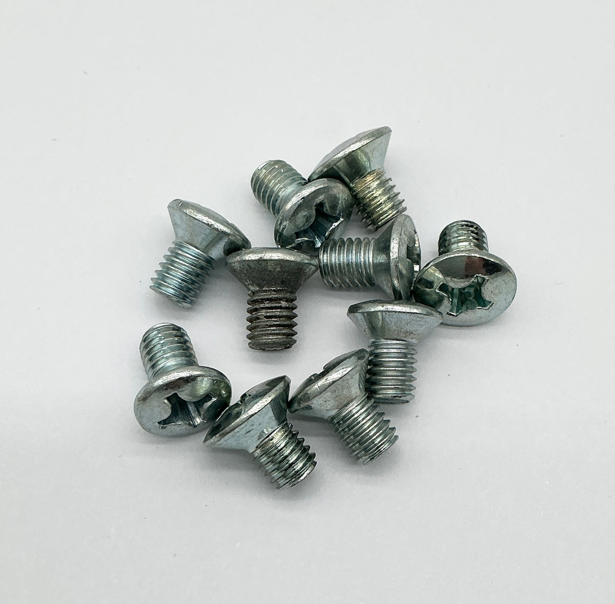 Alternator Cover Screws. Inspection cover.