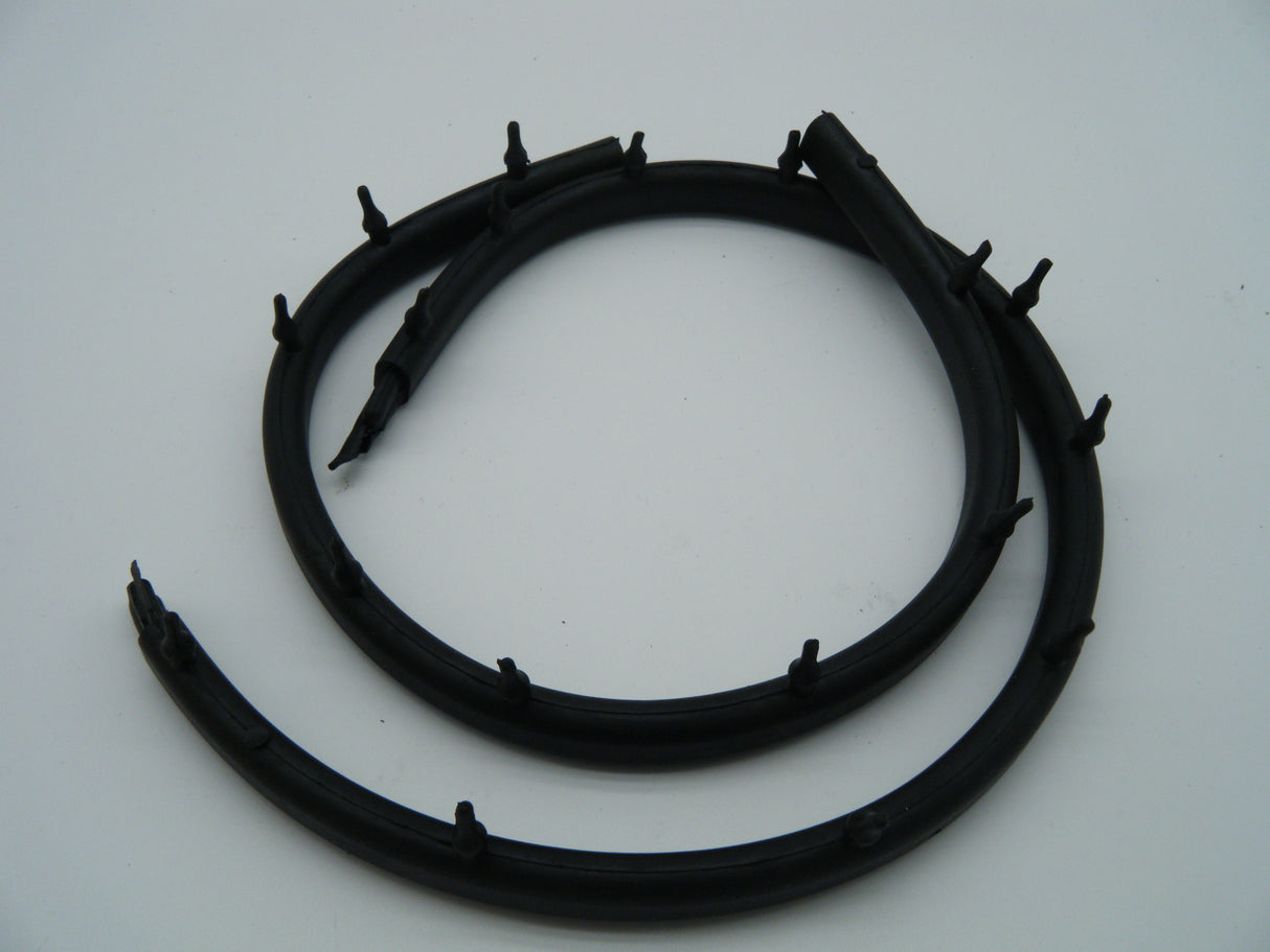 Airbox Rubber 748-998 Air box rubber.