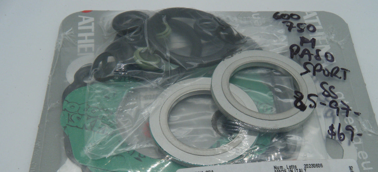 Gasket set 600-750, F1. Paso, Sport. SS top gasket set. 85-97.