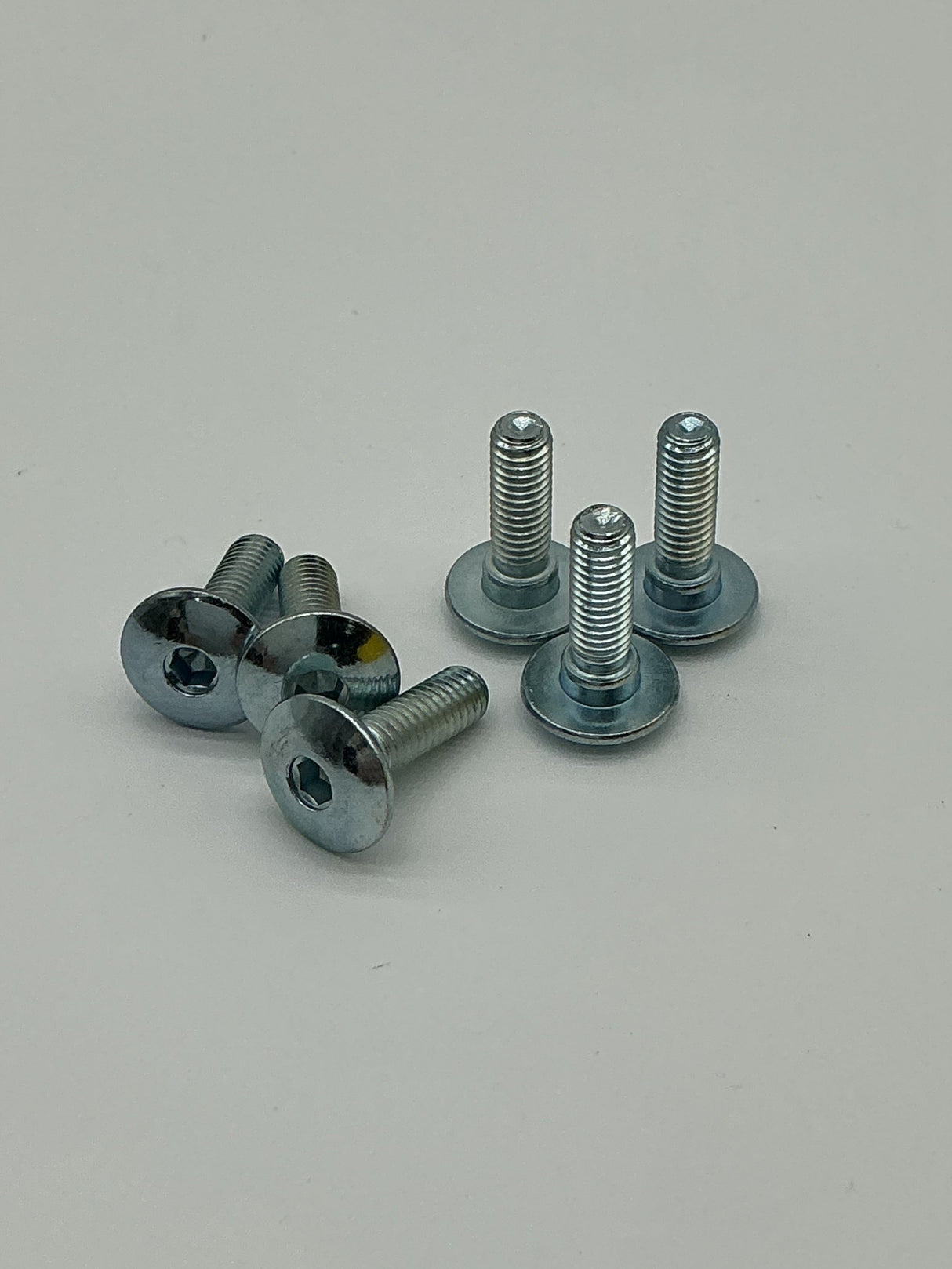 Ducati fairing screws M6. Monster, ST, SS, 851, 888, Paso + M6x20