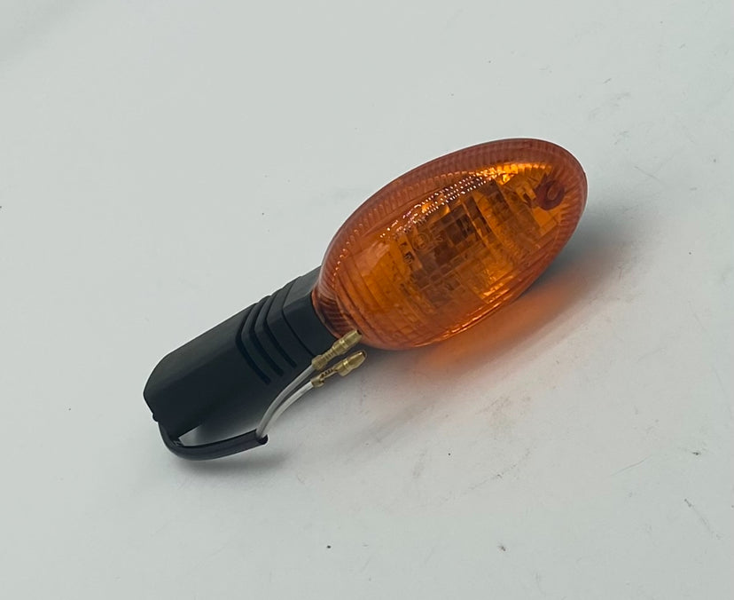 Indicators. Later oval shaped. front right 400, 600, 620, 695, 750, 800, 900, 1000 Monster from 2000, S4,