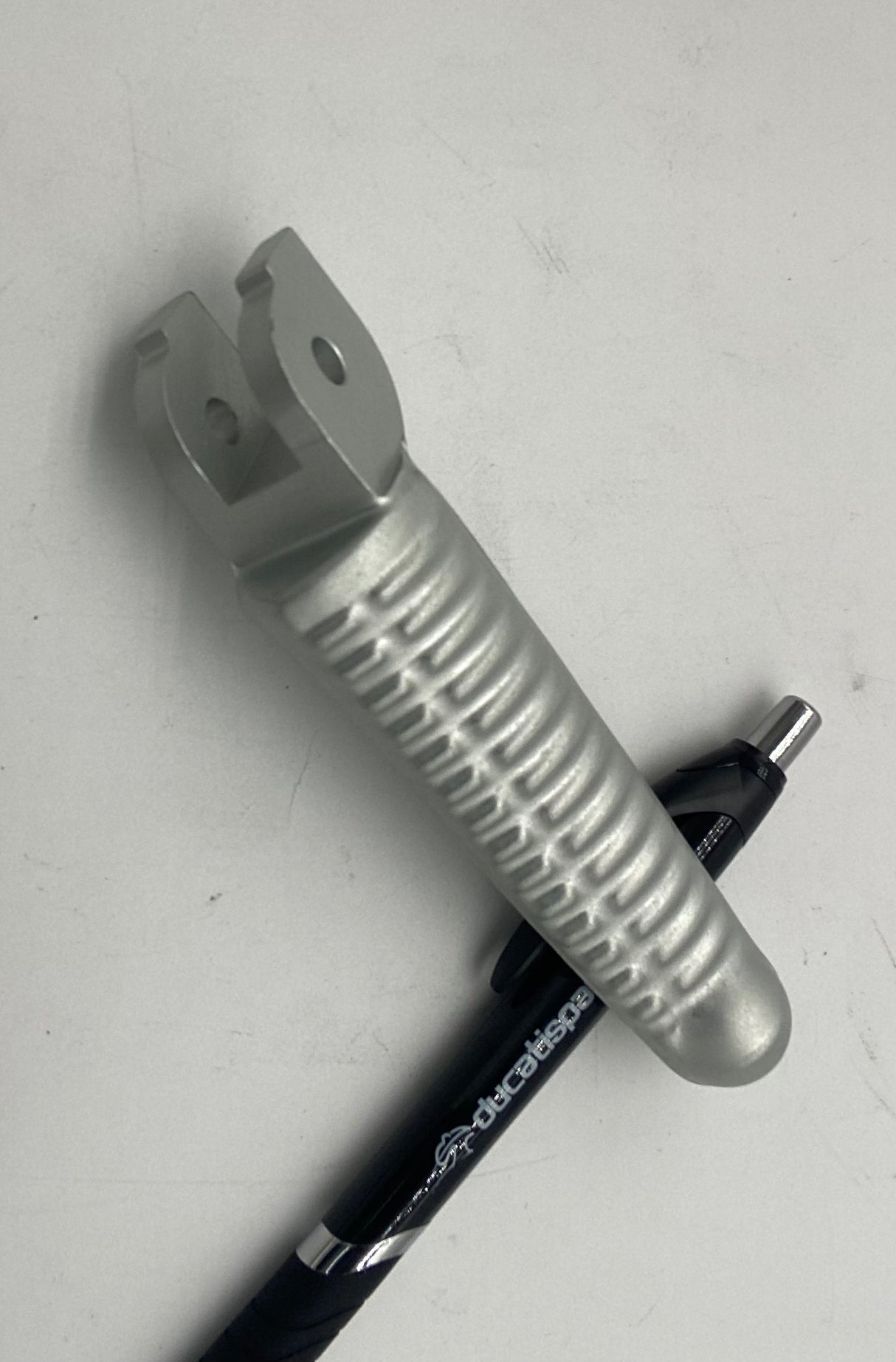Foot peg MTS 1000 MTS 1100. Right  front