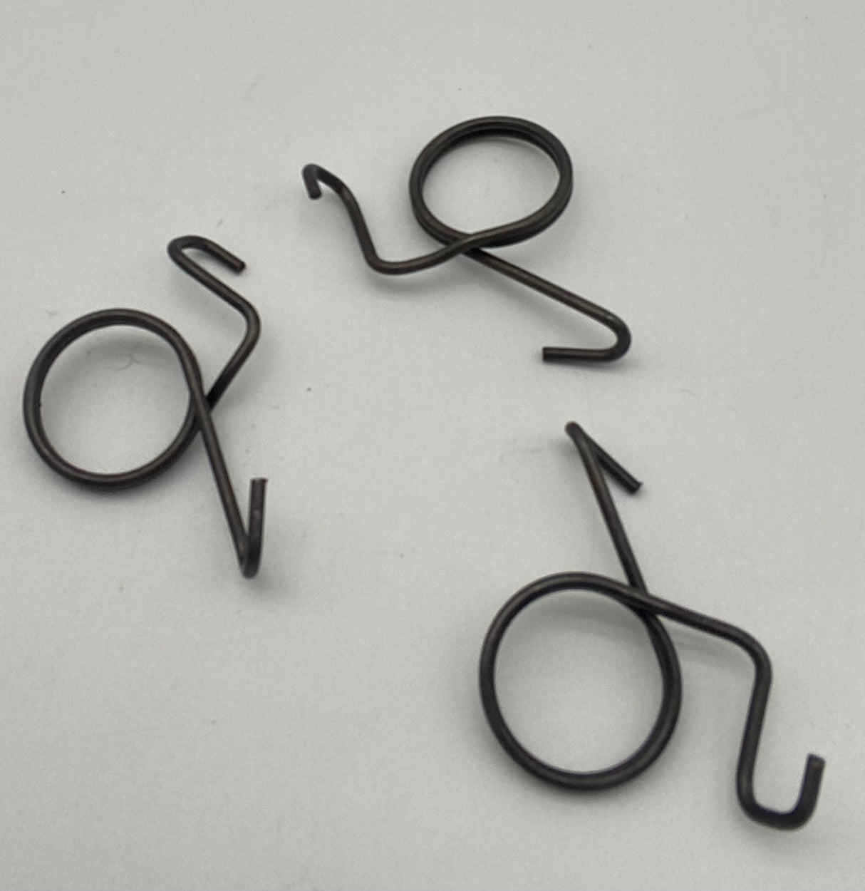 Gear change spring replaces 79912961A. The small spring that breaks often.