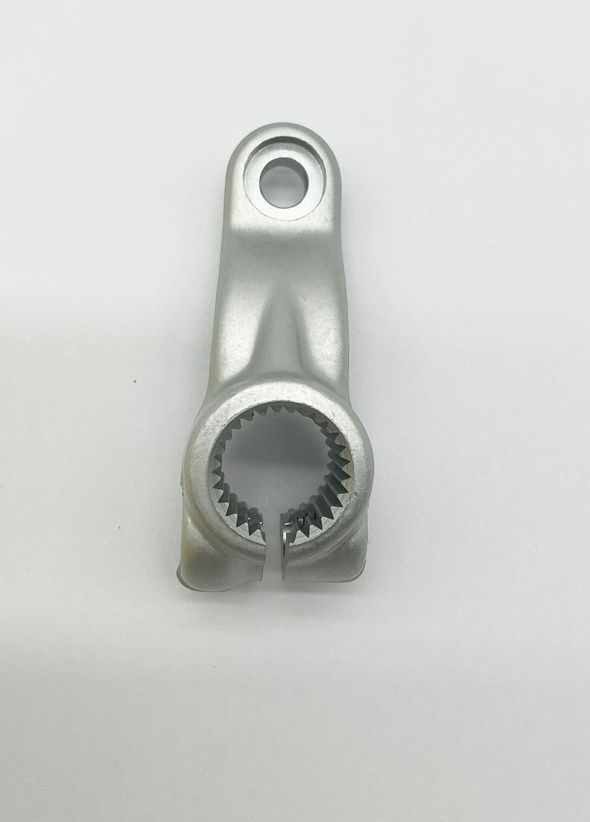 Gear change link. Also Shift lever link. ST 748 916 749 ++2 types. Straight or bent. And this one is...