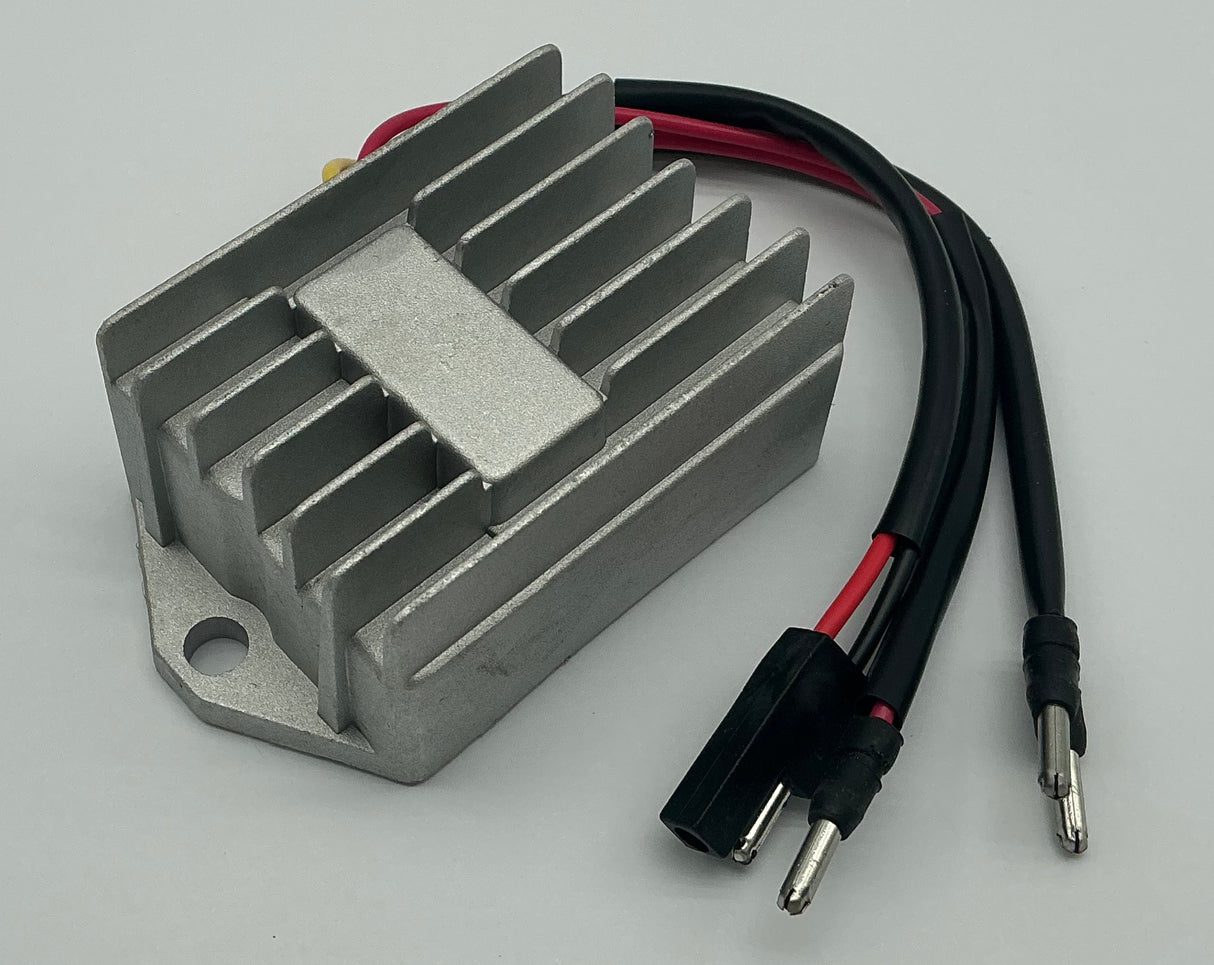 Regulator Rectifier 2 wire ( 1 phase). Mosfet. 600-900Ss/ Monster 851+ Guzi California 3, EV, V11, Mille GT