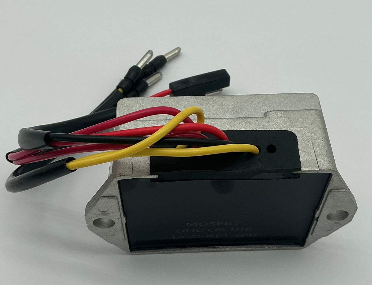 Regulator Rectifier 2 wire ( 1 phase). Mosfet. 600-900Ss/ Monster 851+ Guzi California 3, EV, V11, Mille GT