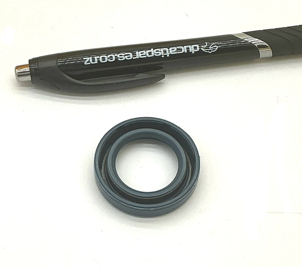 Cam shaft seal 400-1000, 748-St range.