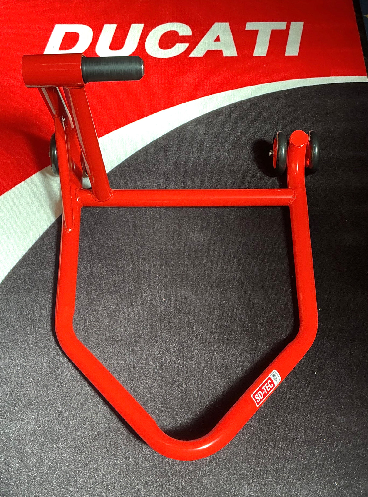 Rear Stand. Single sided. Suit 1098 1198 + Race stand. Maintenance stand. fits large hub ducati