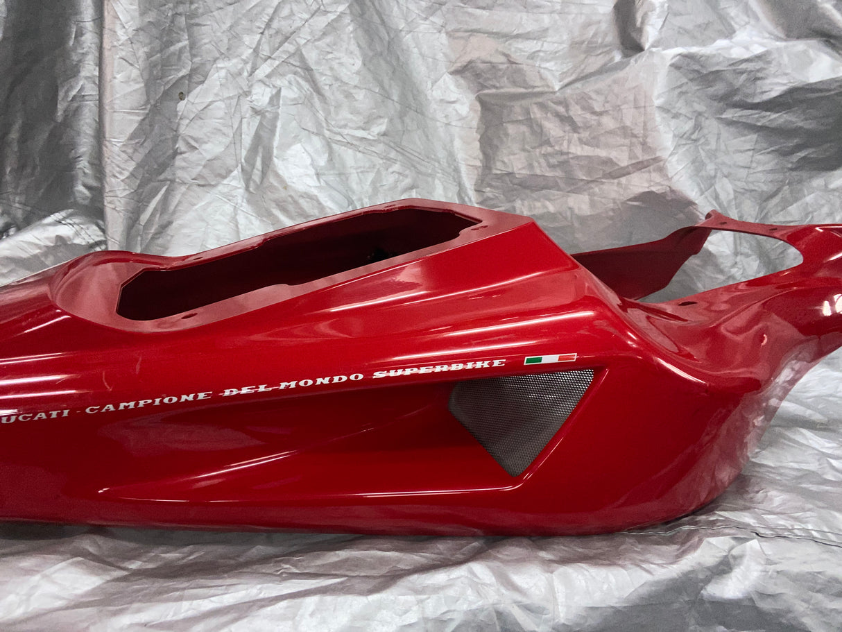 Fairing Rear Seat Unit - 748, 816, 996, 998