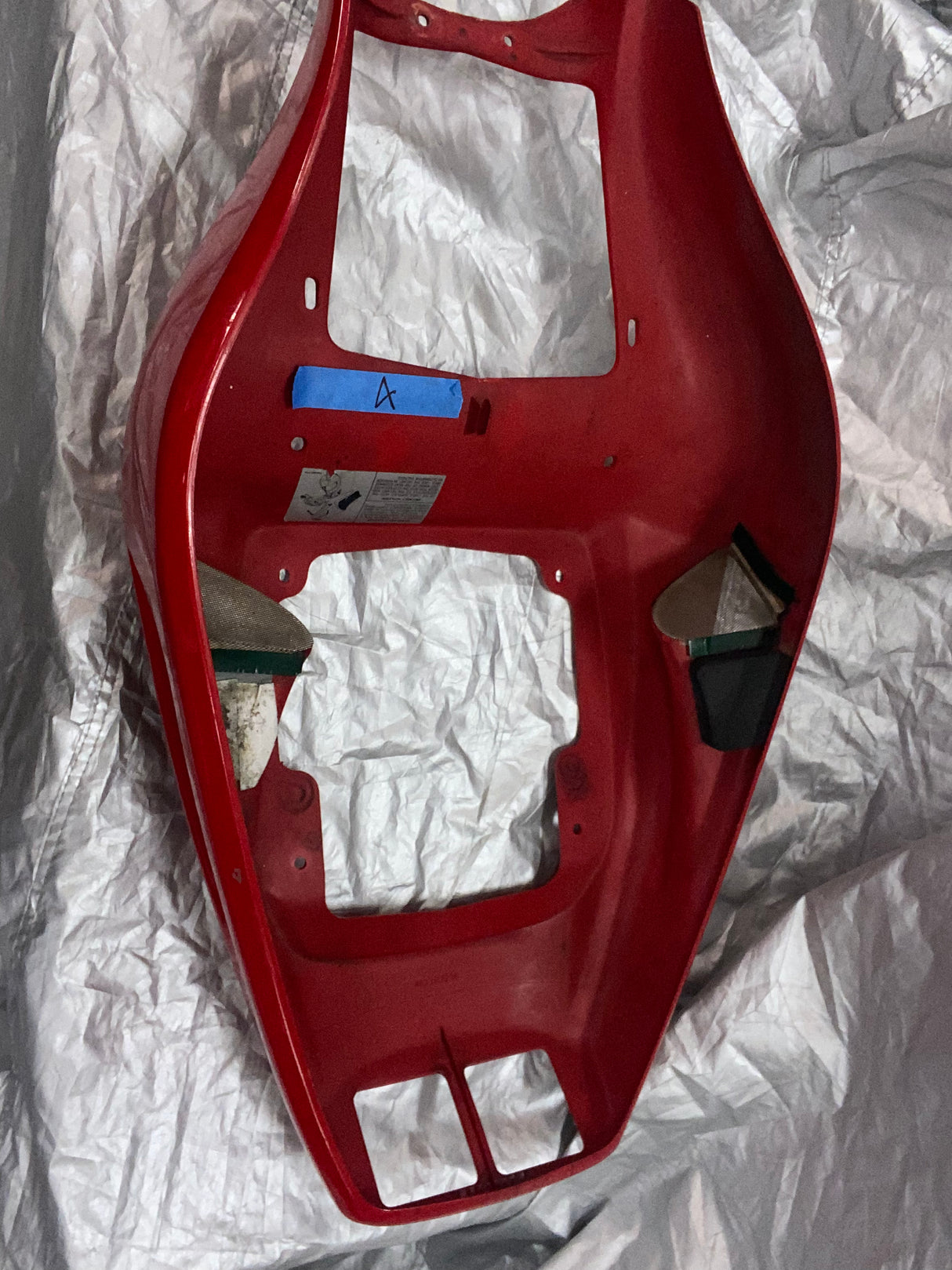 Fairing Rear Seat Unit - 748, 816, 996, 998