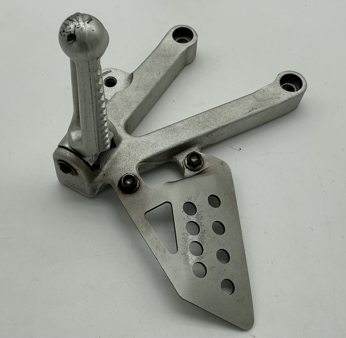 Foot peg brackets 750ssie, 800ssie, 900ssie 1000ssie DS SS