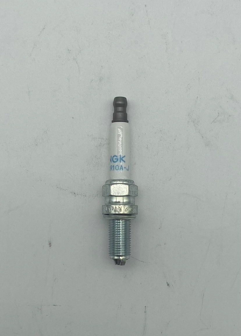NGK MAR10 -A-J spark plugs . Suit 1098. mar10aj