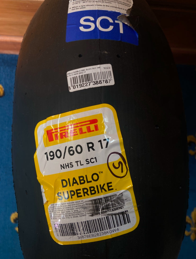 Pirelli Supercorsa Slick