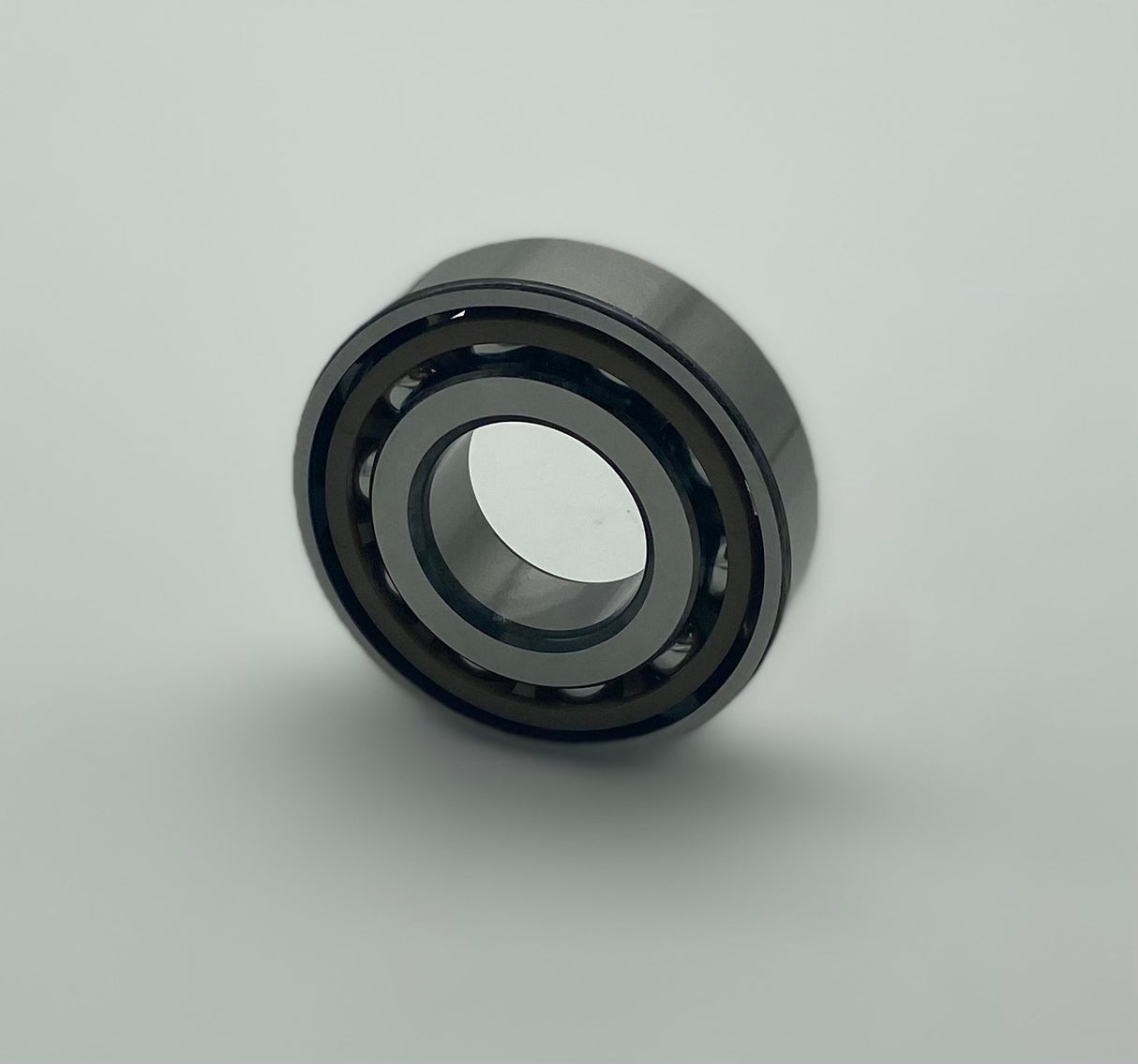 Main bearing RH side. Replaces 70240201A. Fits 400SS to 1200 Diavel. Amazing.