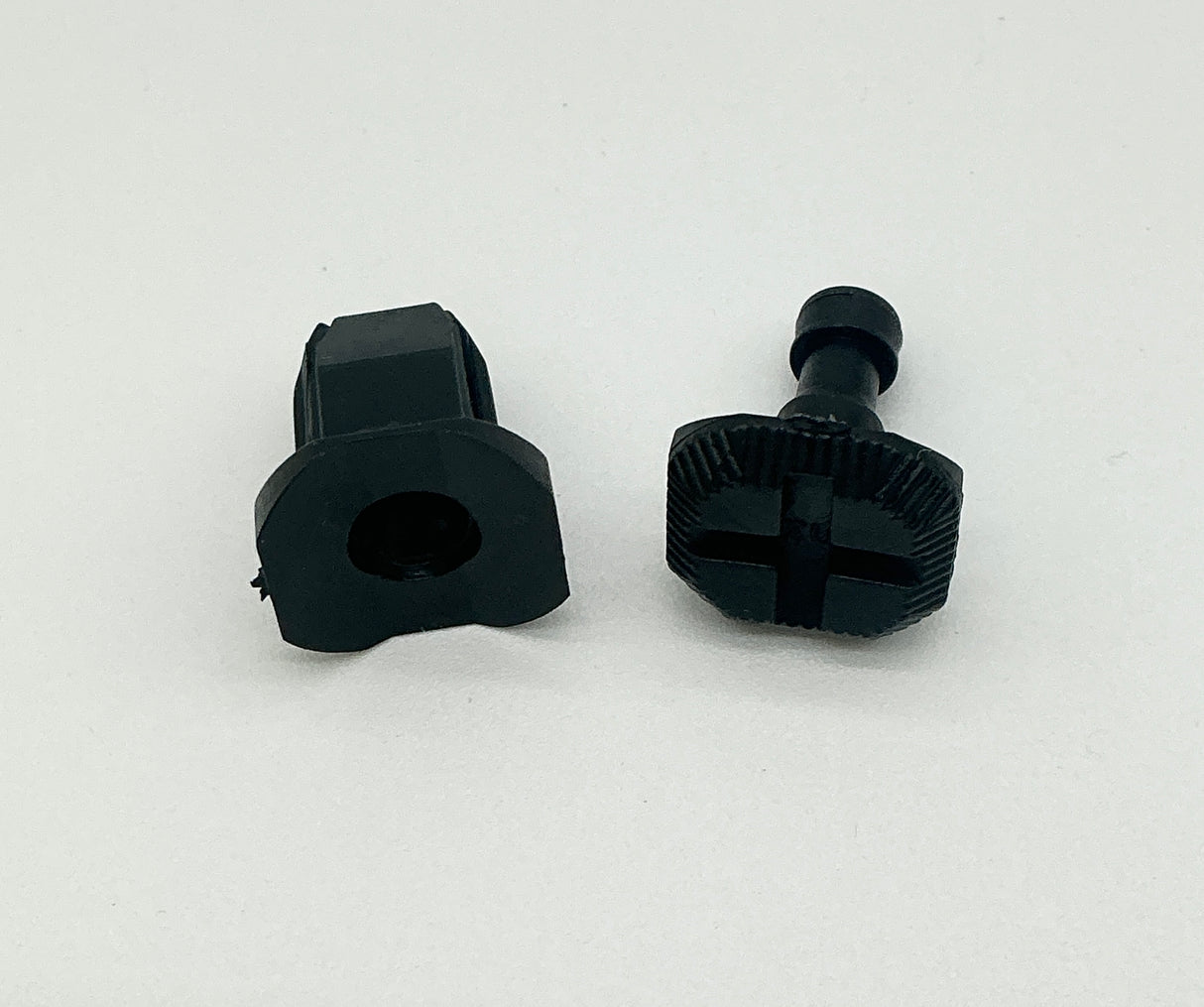 Fairing Quick fastener  replaces 85041101A. Hypermotard 796 1100. Fairing retainer.