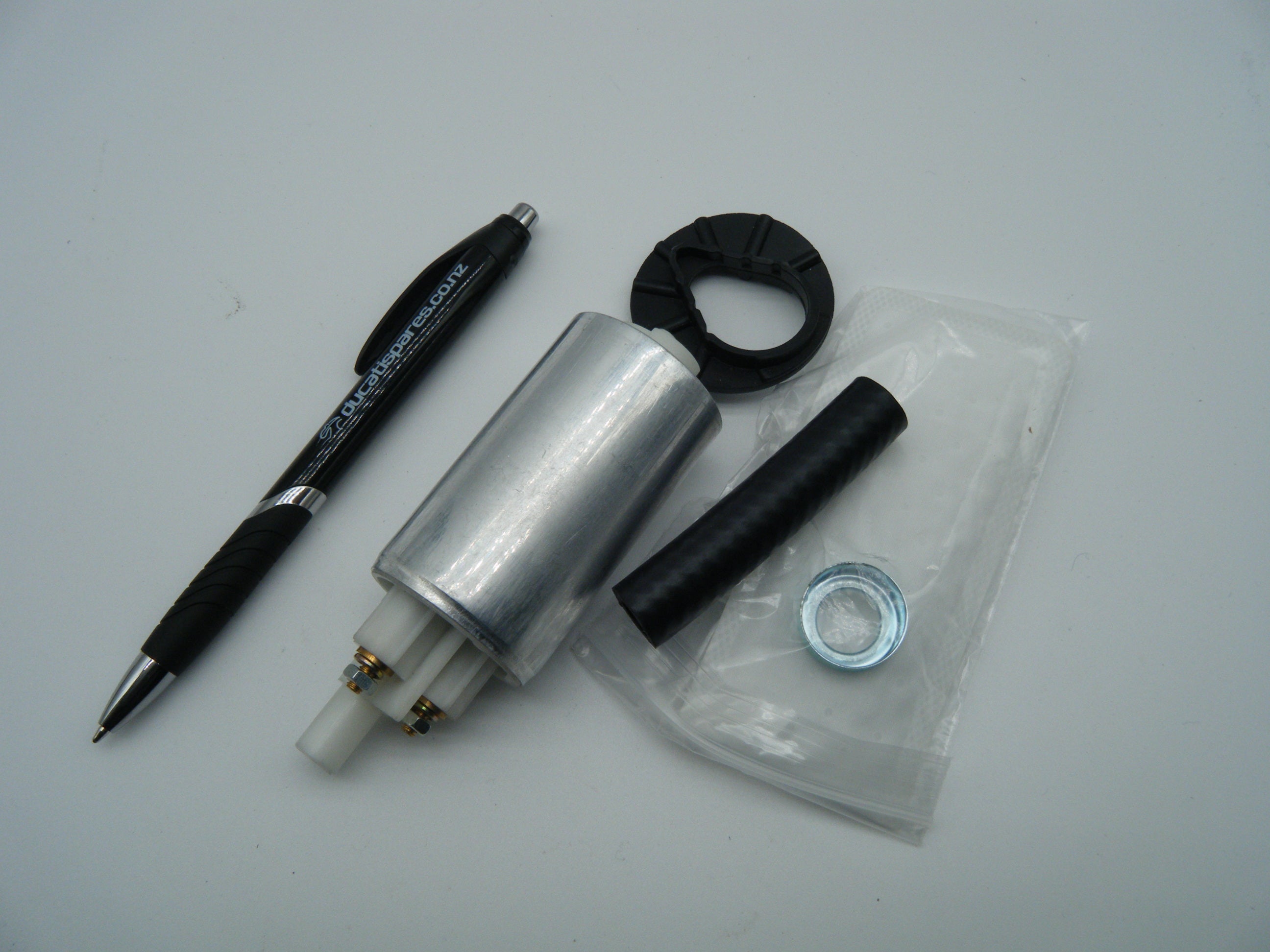 QFS In-Tank Electric Fuel Pump Strainer For John Deere 400 Series # AM115073 | UK