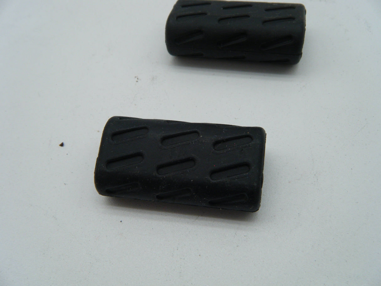 Gear change rubber. Fits plenty from 1995 onwards till today.  Check the price!