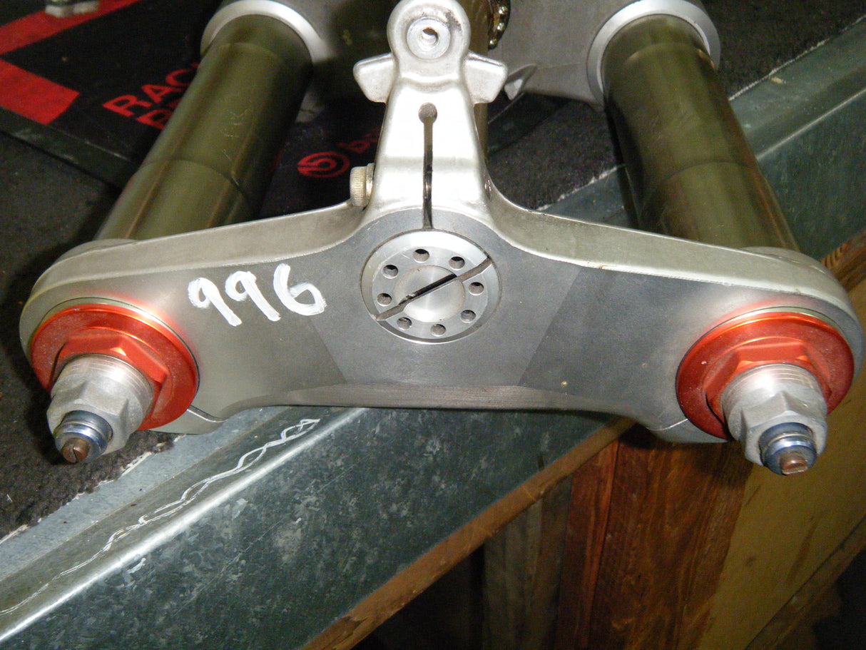 996 Forks. Showa. With the gold anodised sliders