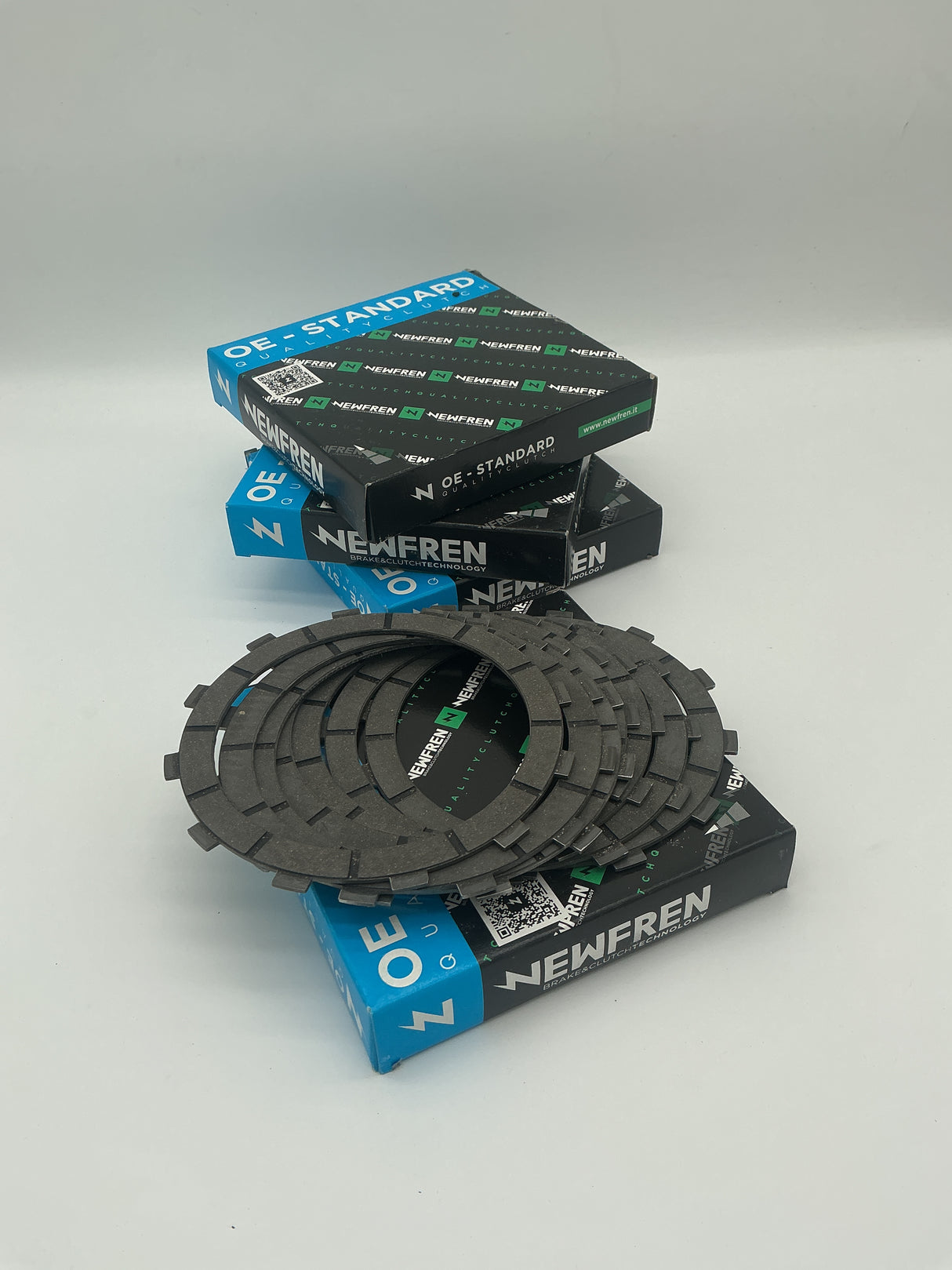 Newfren clutch plates  F1545A Suit 748-998, Monster 900 S4, ST2 ST4 900SS. 7 x 3mm fibre.s.