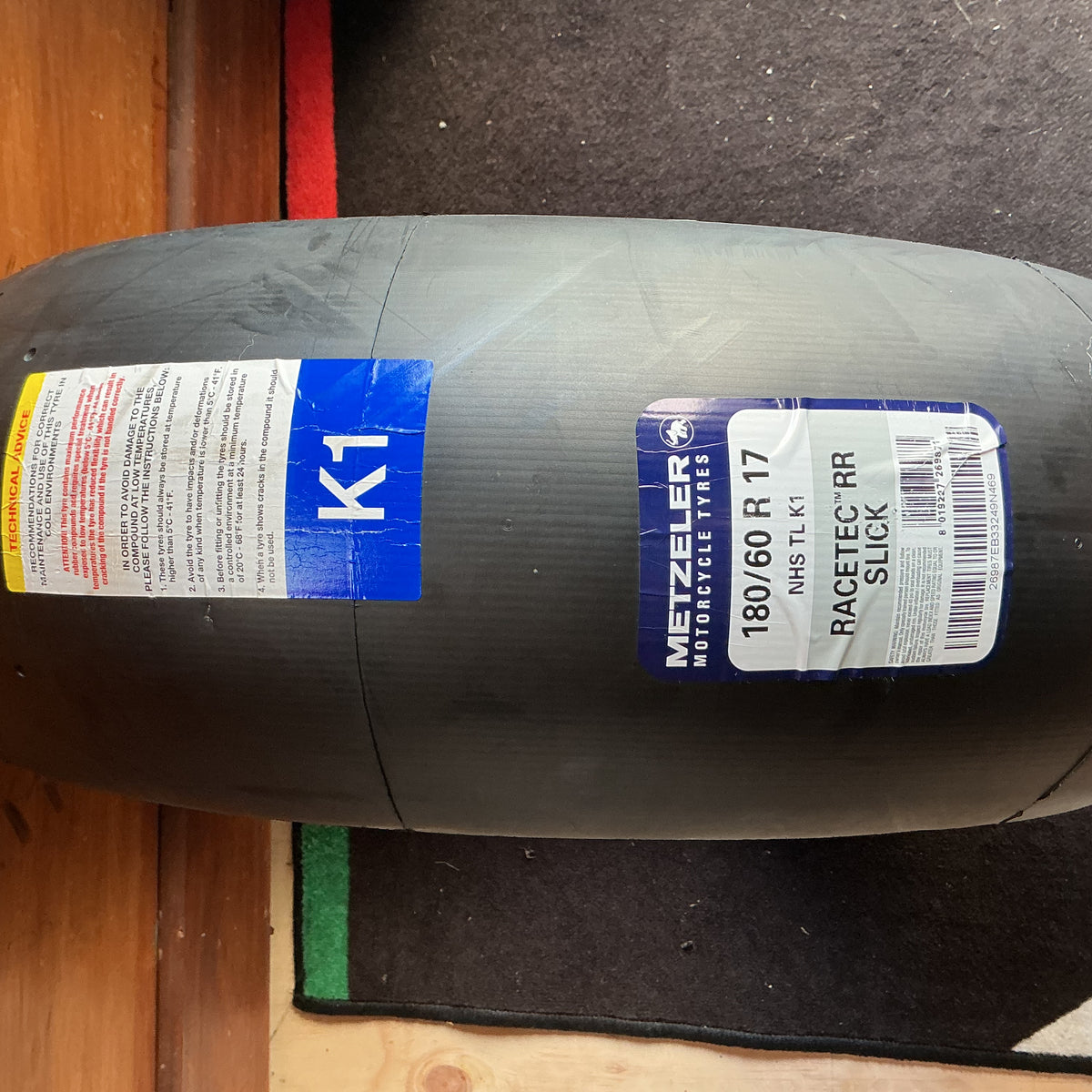 Metzeler Racetec RR Slick 180/60 x 17 K1 – Ducatispares.co.nz