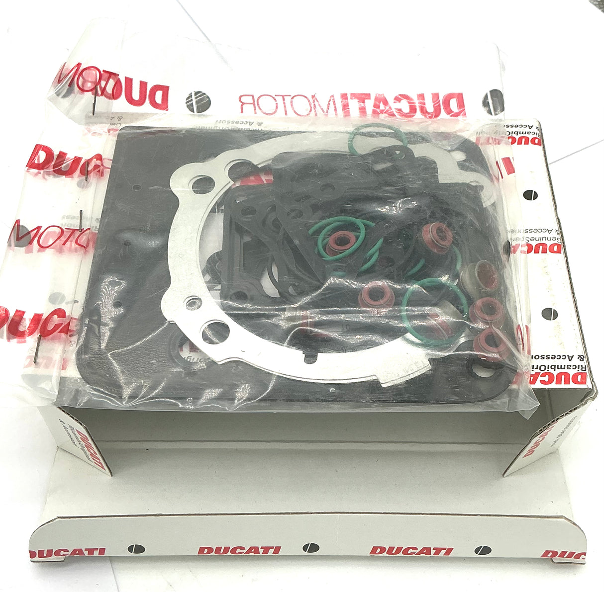Ducati S4 ST4 top end gasket set.