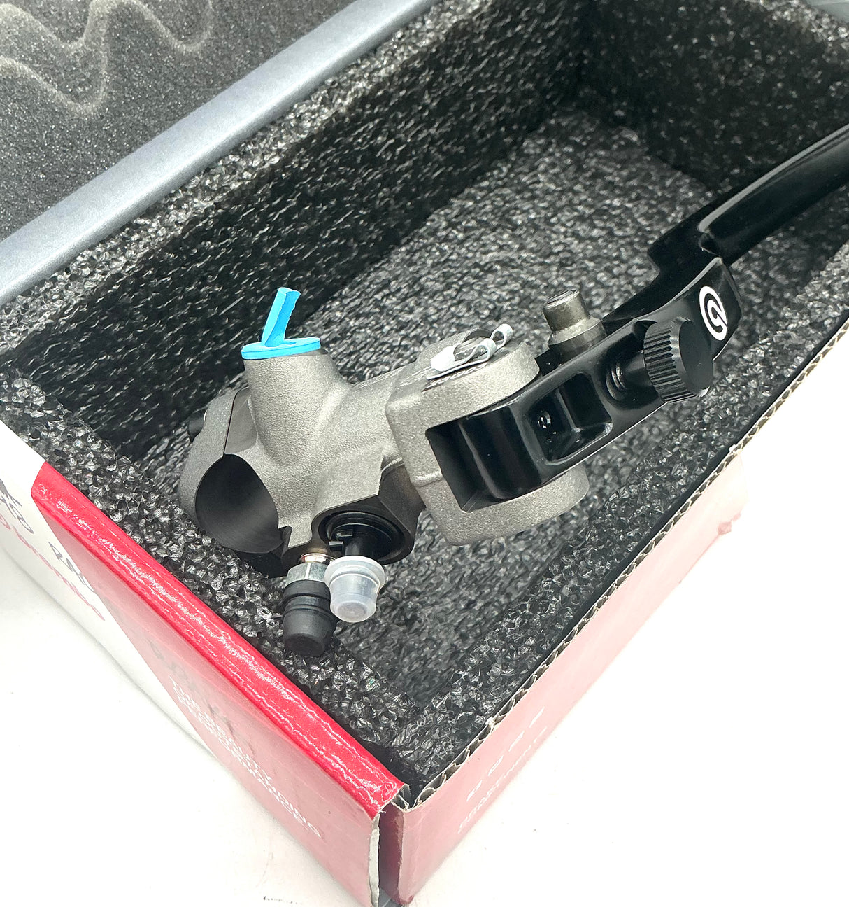 Brembo RCS 16 x 18mm Radial brake master cylinder. RCS16